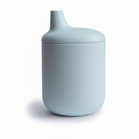 Mushie silikónový pohárik s náustkom - Powder Blue